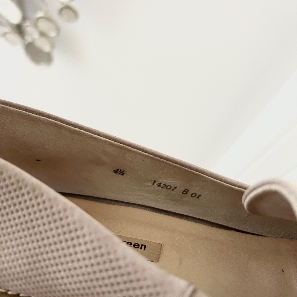 Paul Green | Women’s Dotted Loafers | Size 7 | Tan/Taupe Color - Picture 8 of 9
